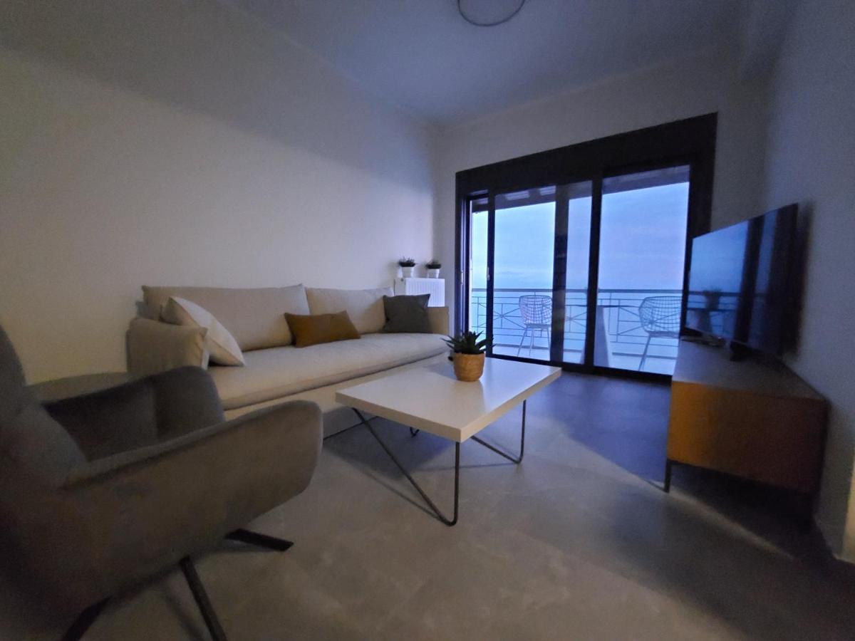 Christellie Luxury Apartment Kiáton Buitenkant foto