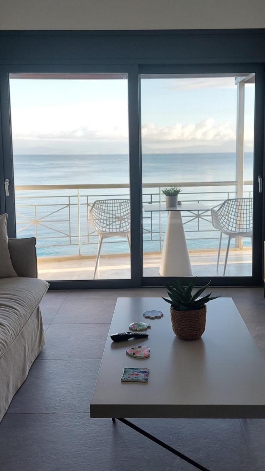Christellie Luxury Apartment Kiáton Buitenkant foto