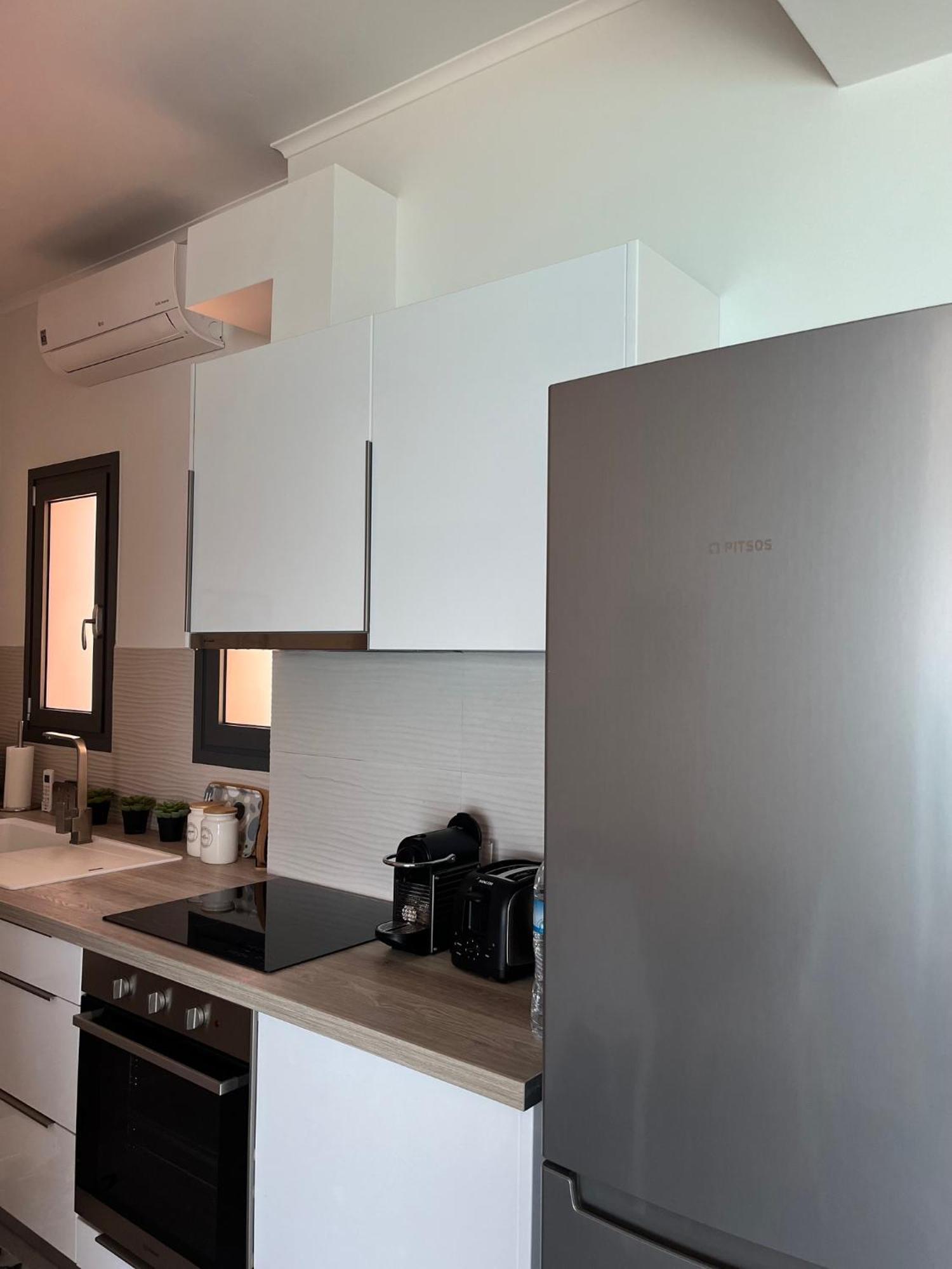 Christellie Luxury Apartment Kiáton Buitenkant foto